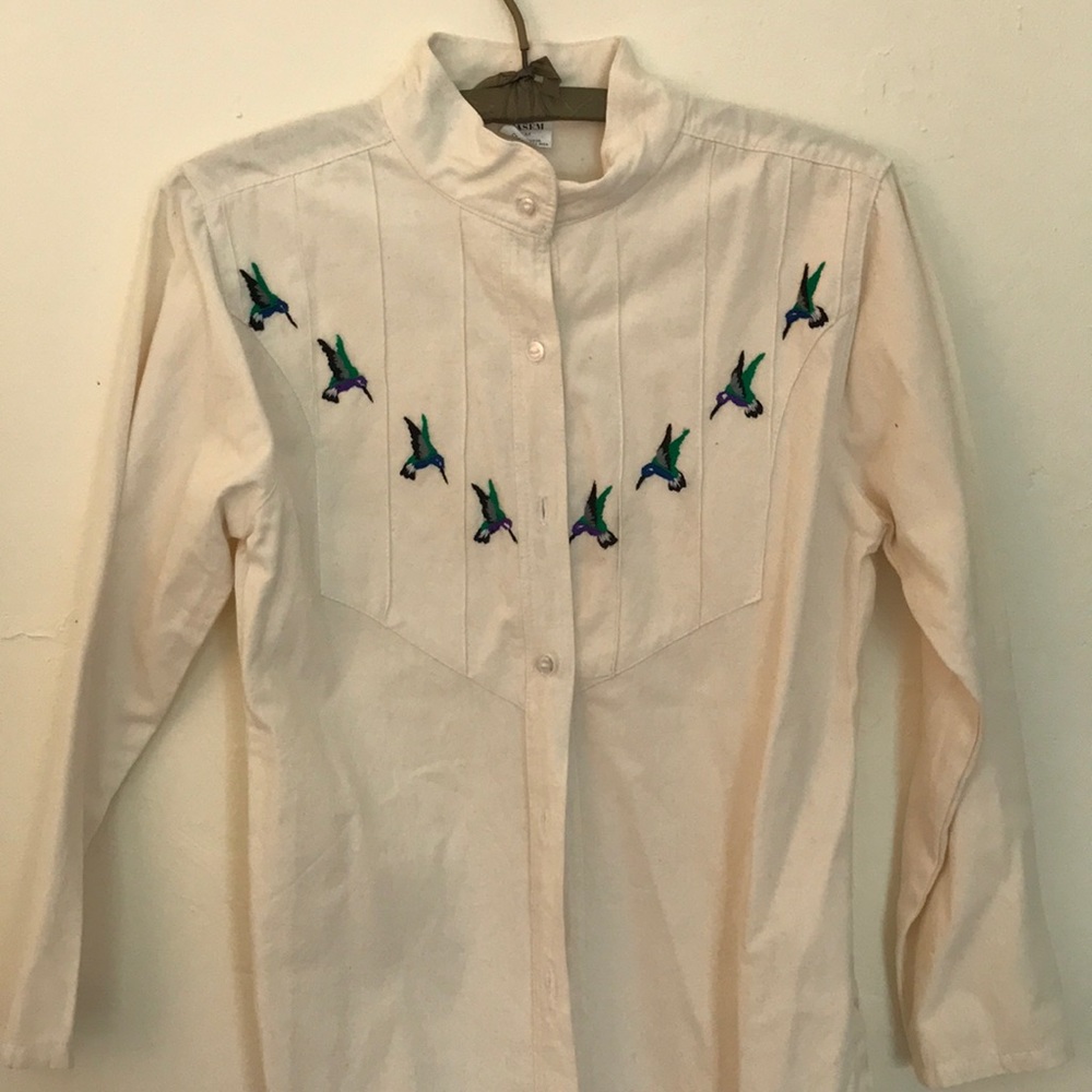 Humming bird button up